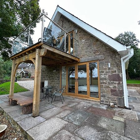 Cosy Alpine Cottage In The Heart Of Lancashire Catterall ภายนอก รูปภาพ
