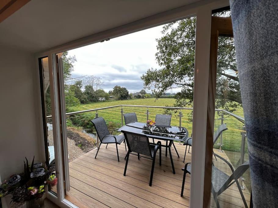 Cosy Alpine Cottage In The Heart Of Lancashire Catterall ภายนอก รูปภาพ