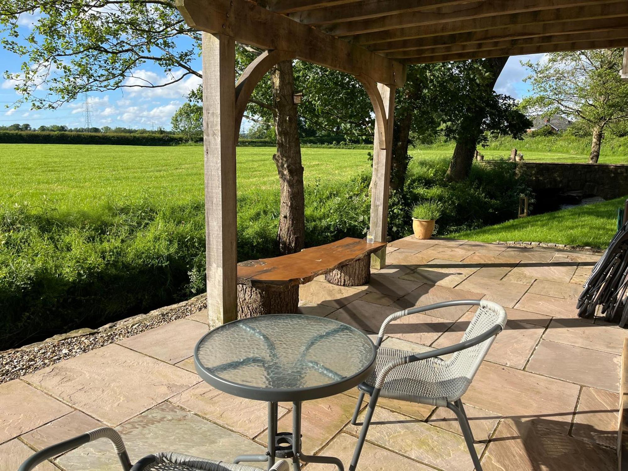 Cosy Alpine Cottage In The Heart Of Lancashire Catterall ภายนอก รูปภาพ